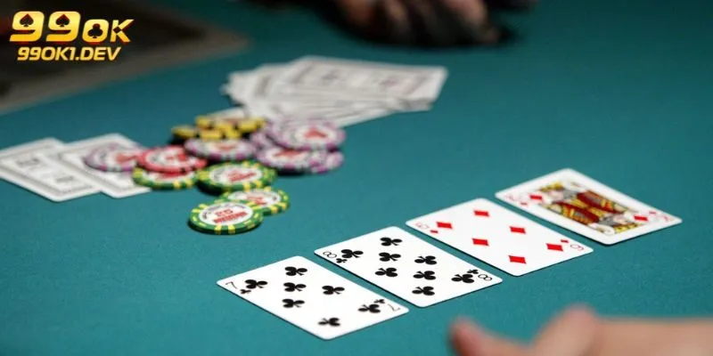 Thứ tự chất trong poker là gì?